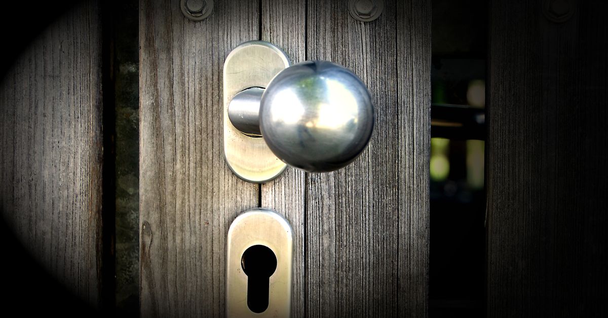 front door lock key — Naperville Pro Locksmiths
