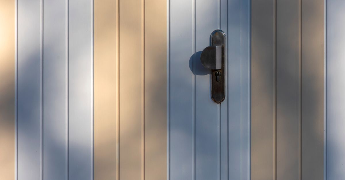 door handle lock hardware — Naperville Pro Locksmiths