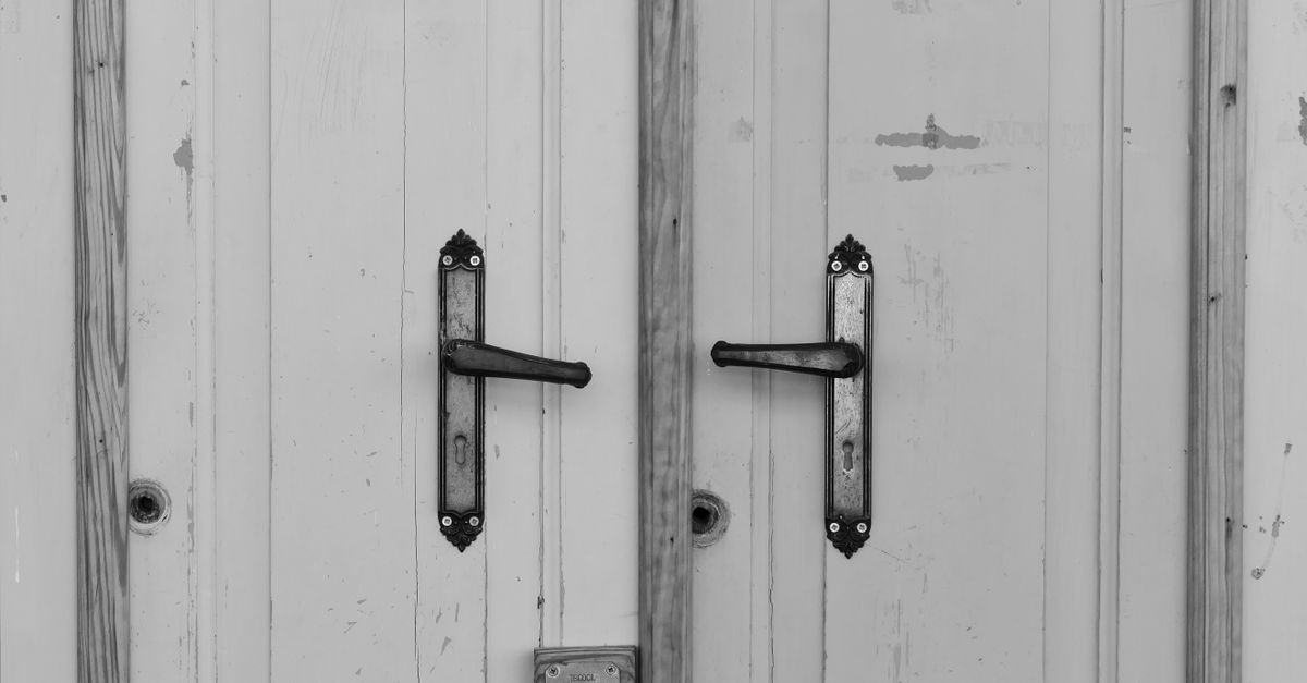 locksmith hands door — Naperville Pro Locksmiths