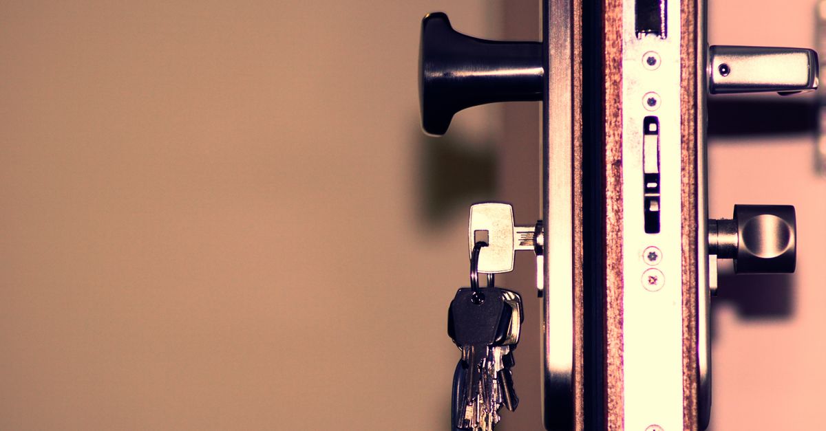 locksmith service technician — Naperville Pro Locksmiths